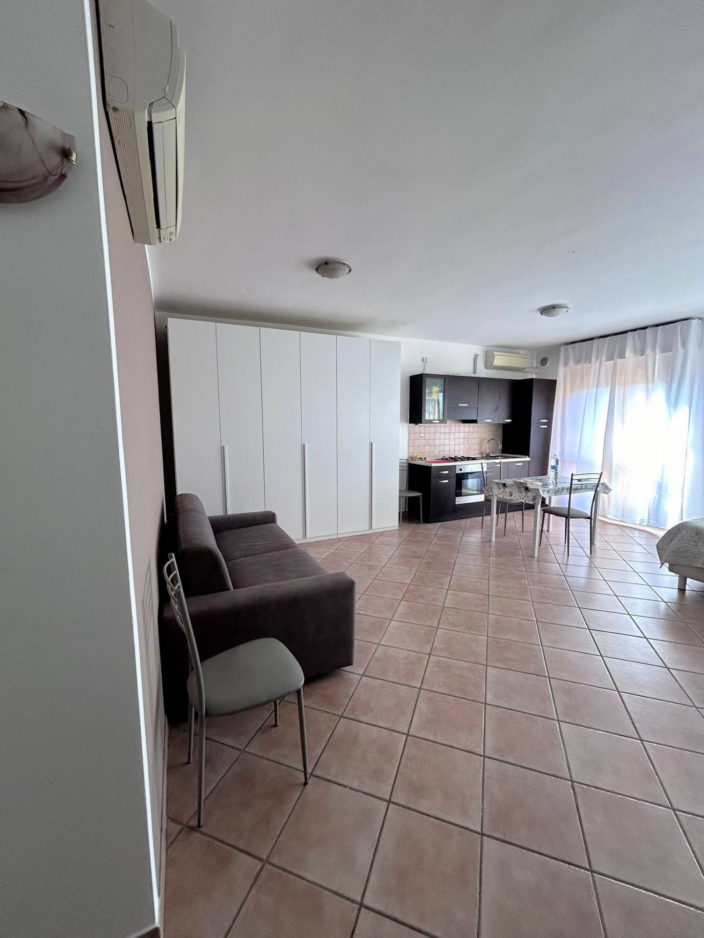 1 locale in vendita a Tavullia