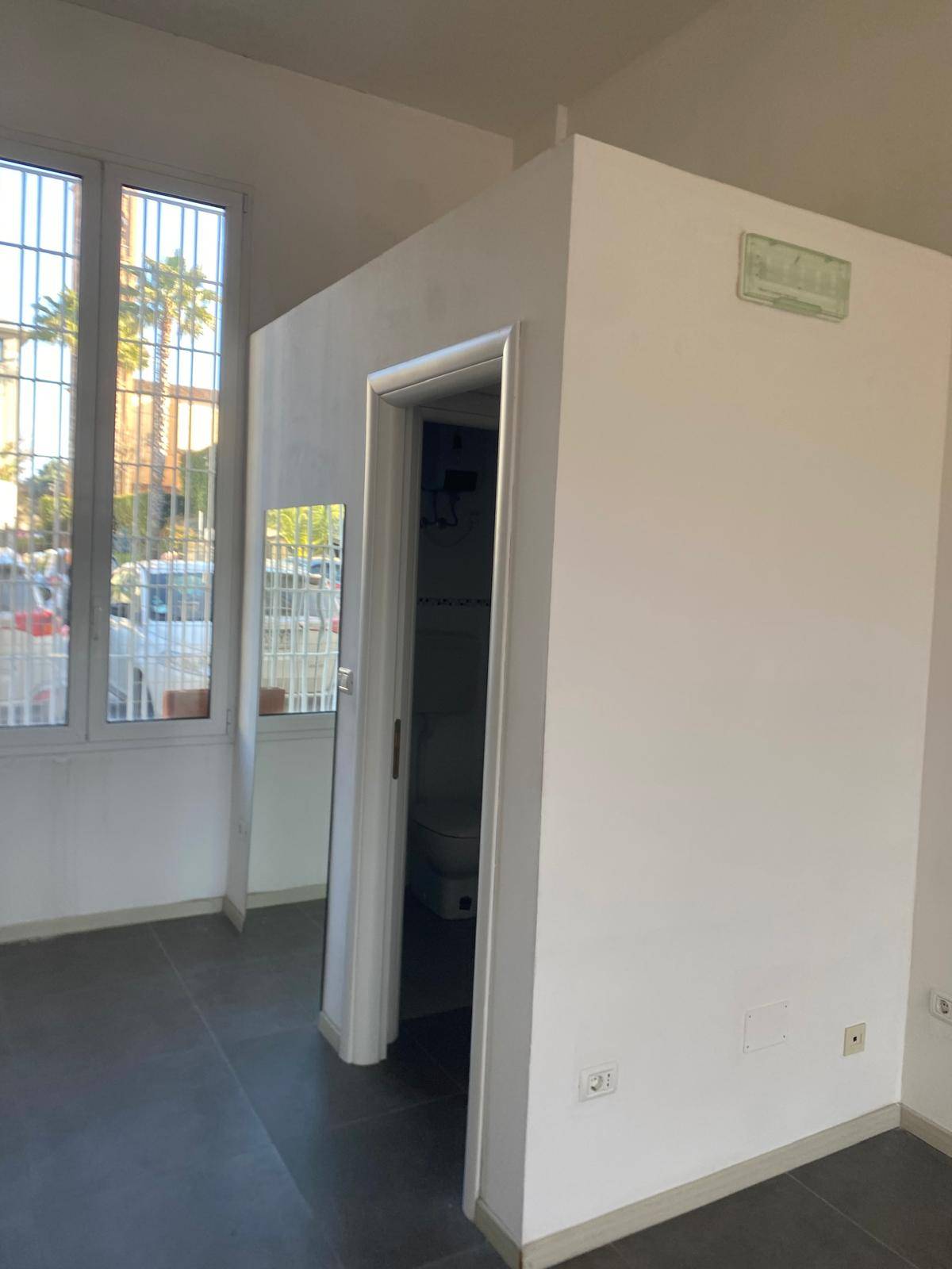 Negozio in vendita a Cattolica, CENTRALISSIMA