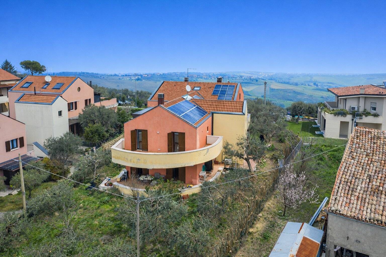 Casa indipendente in vendita a Montefiore Conca