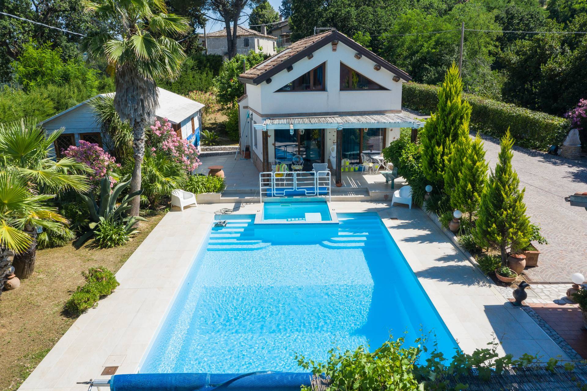 Villa in vendita a Montelabbate