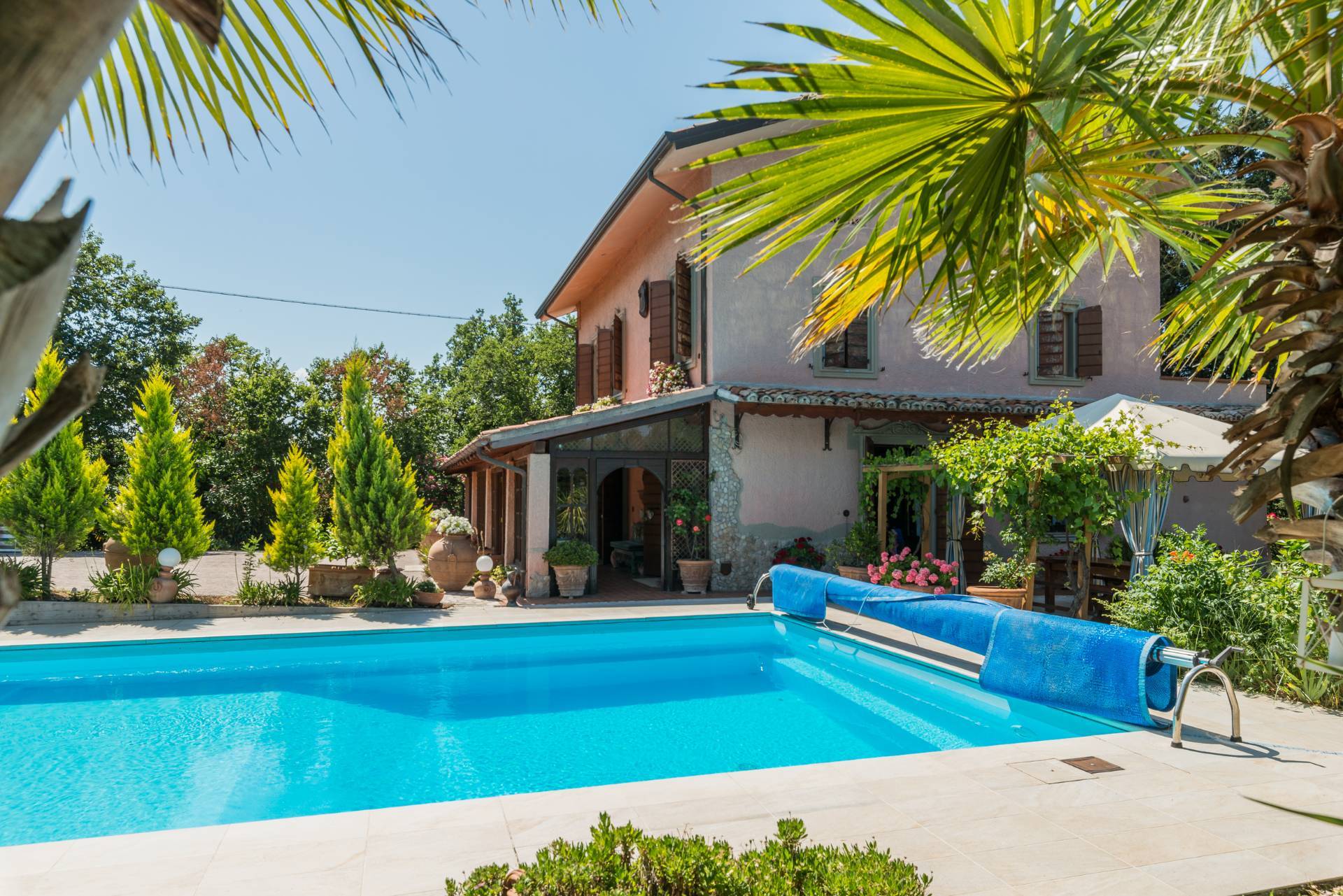 Villa in vendita a Montelabbate