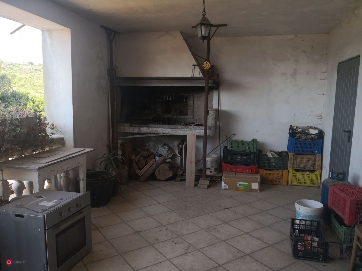 Casa indipendente con terrazzo a Muros