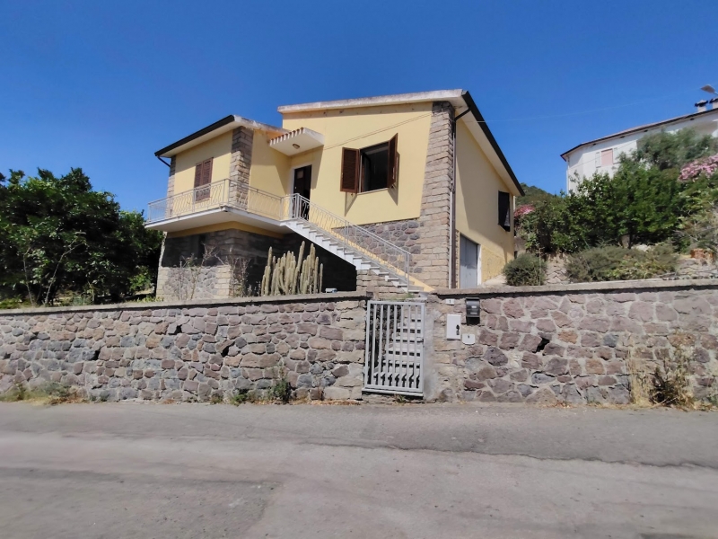 Casa indipendente classe A4 a Laerru