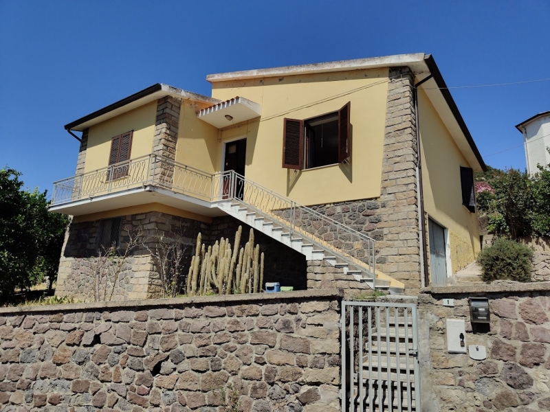 Casa indipendente classe A4 a Laerru