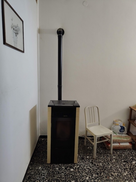 Casa indipendente da ristrutturare a Laerru