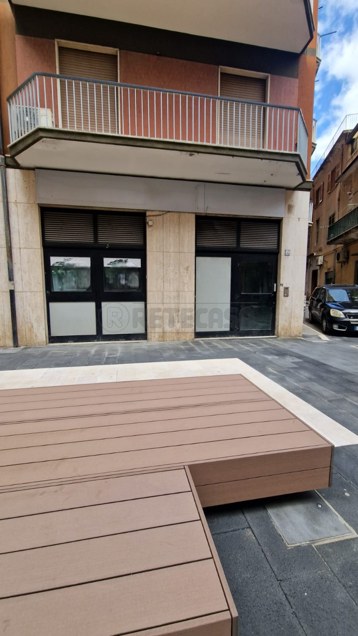 Locale commerciale da ristrutturare, Mercato San Severino corso diaz