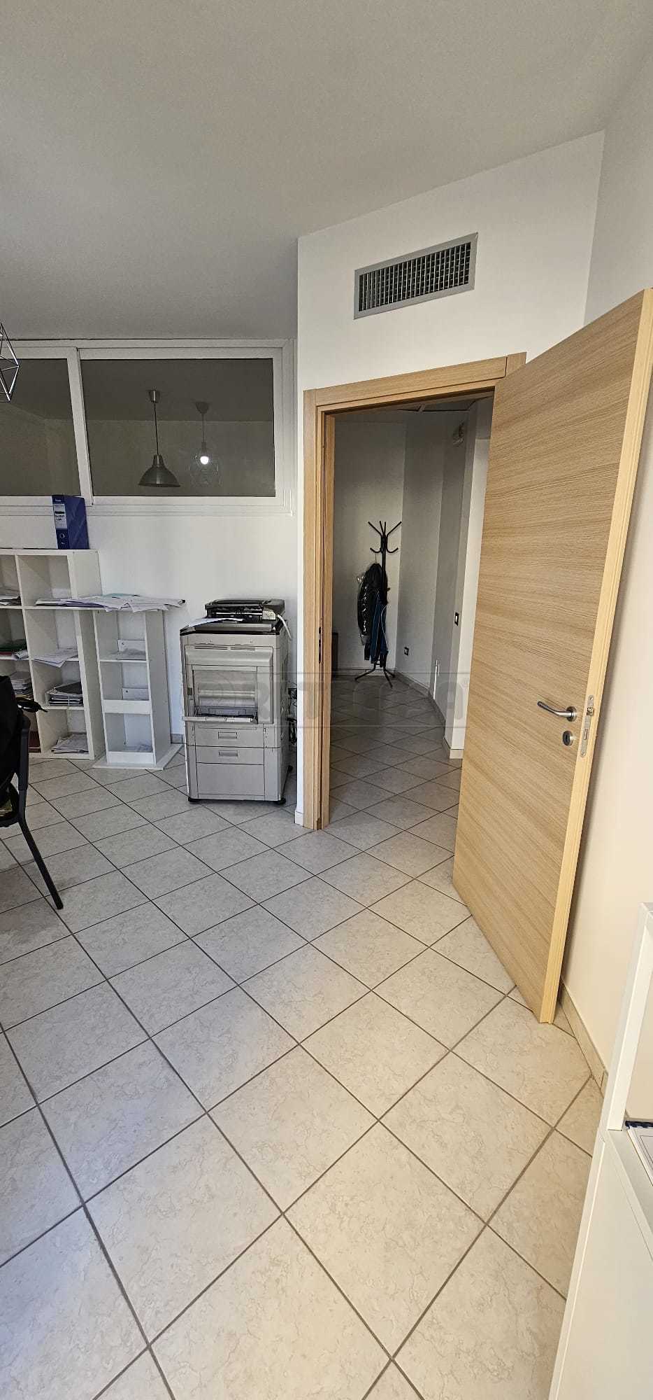 Ufficio in affitto, Mercato San Severino centro