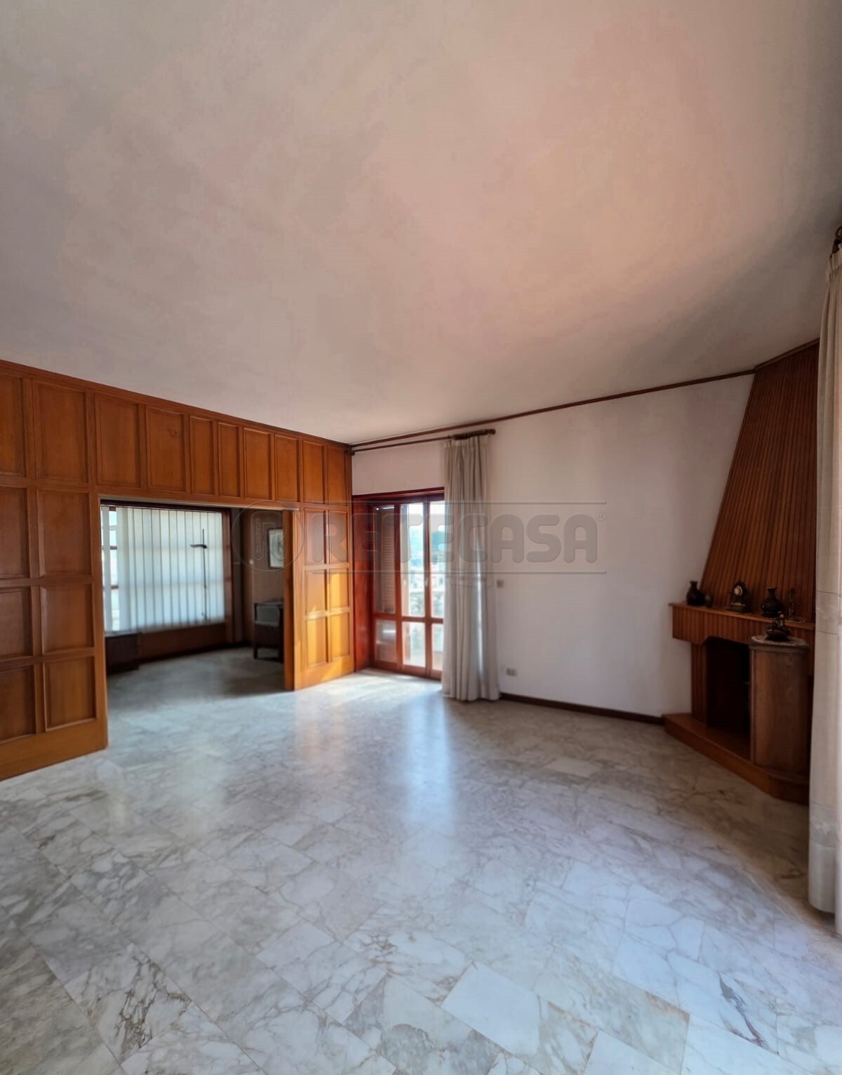 Attico con terrazzo, Pagani centro