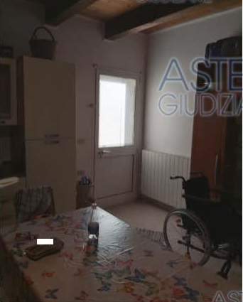 Trilocale da ristrutturare a Conselice