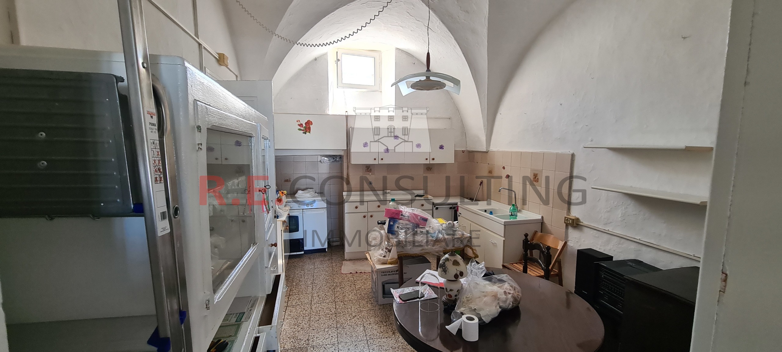 Casa indipendente da ristrutturare in vico ii mario pagano 5, Martina Franca