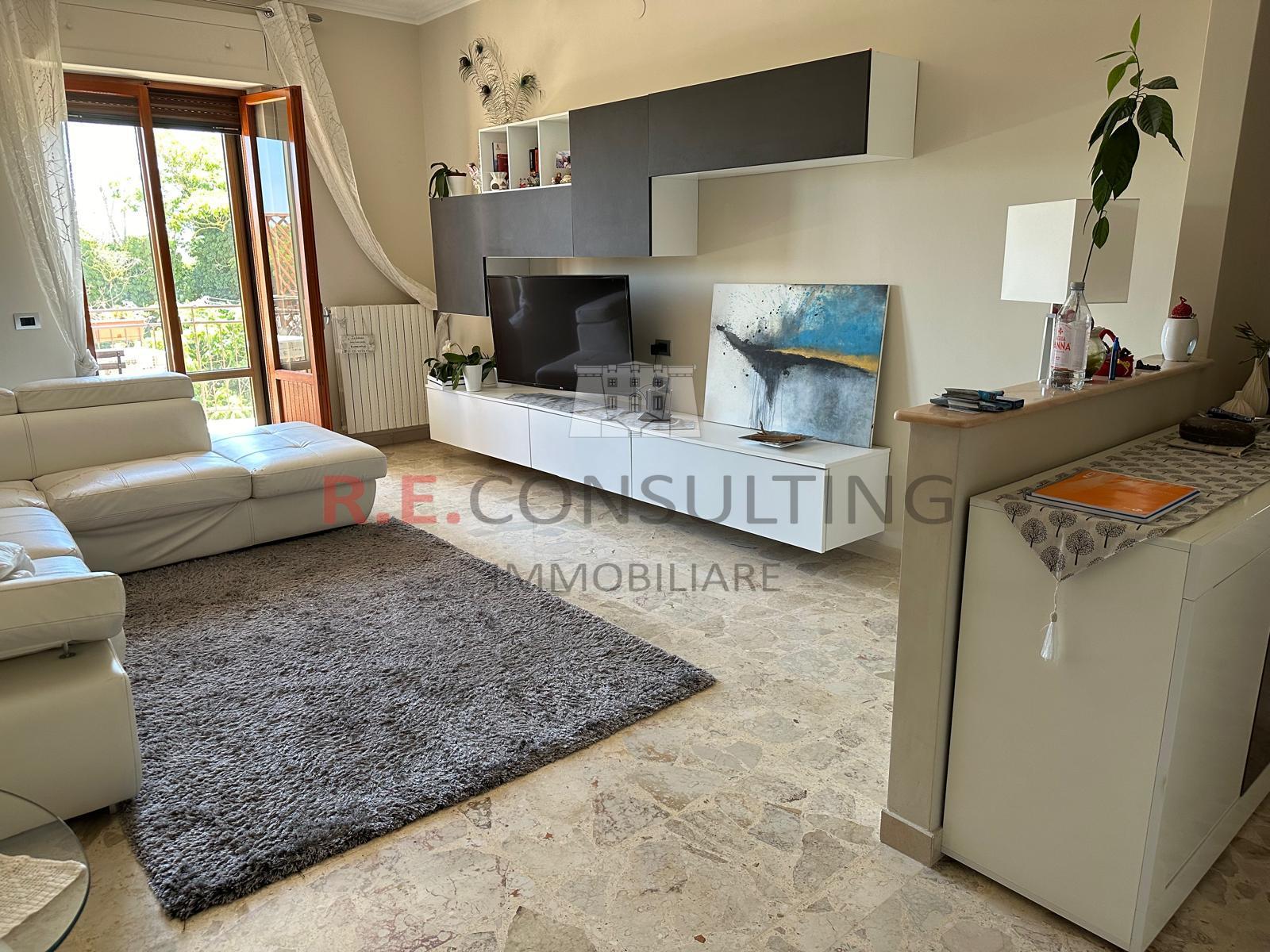 Appartamento in vendita in via alessandro volta 7, Crispiano
