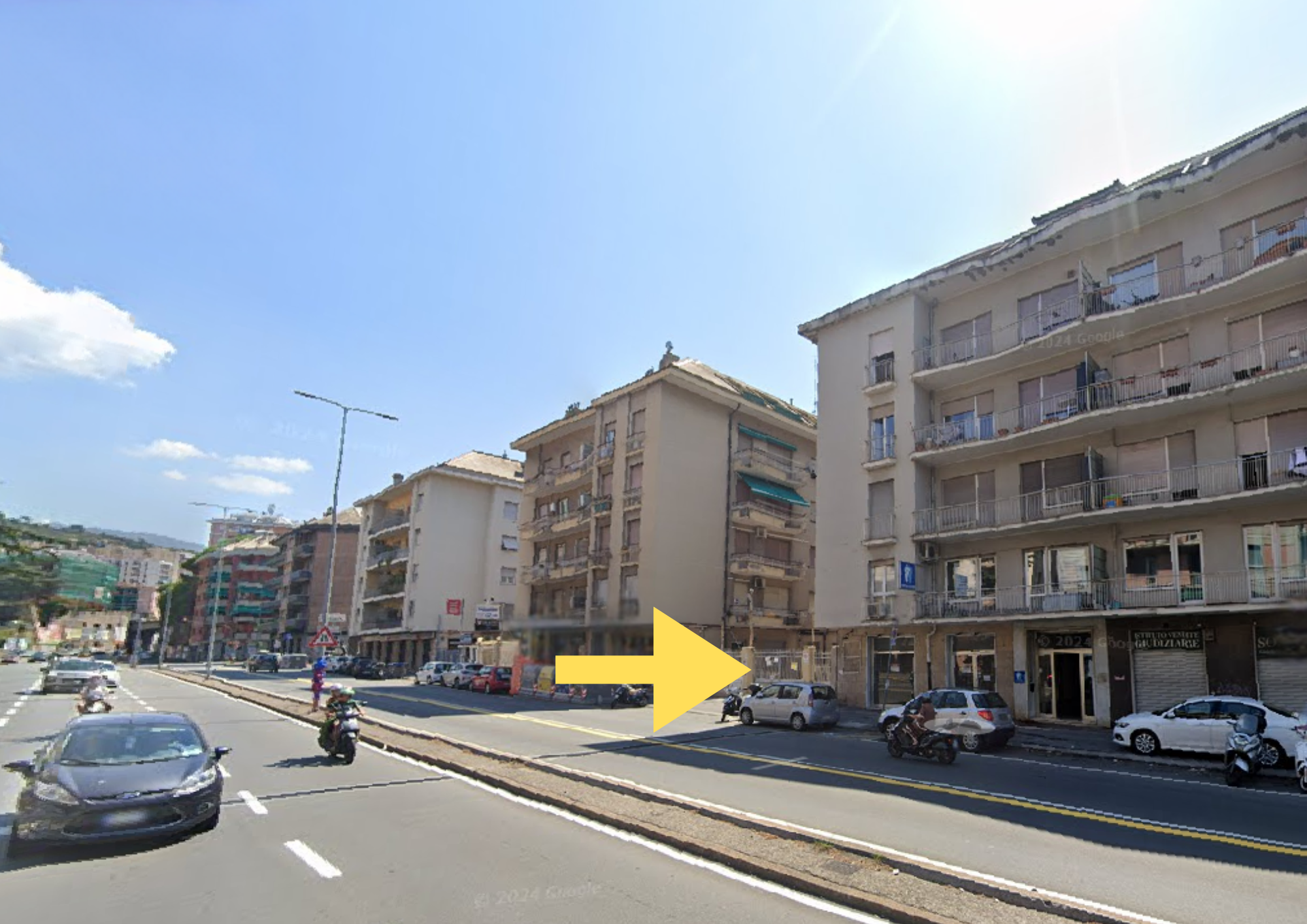 Box/Garage 14mq in vendita in corso europa 151, Genova