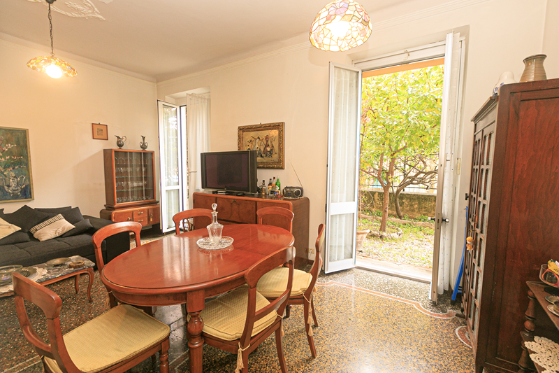 Appartamento con giardino in via benvenuto cellini 16, Genova