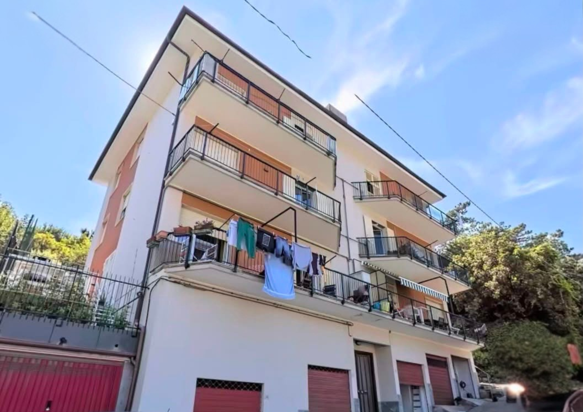 Appartamento con terrazzo in via genova, Deiva Marina