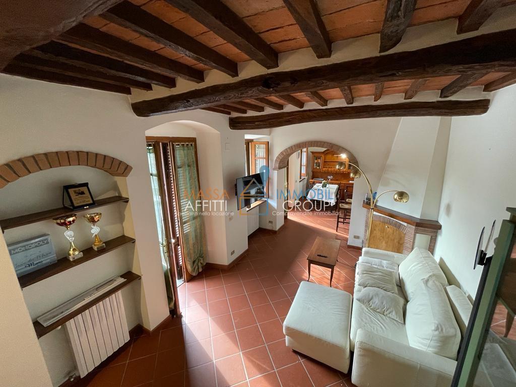 Villa in vendita in via duca d'aosta 43/f, Forte dei Marmi