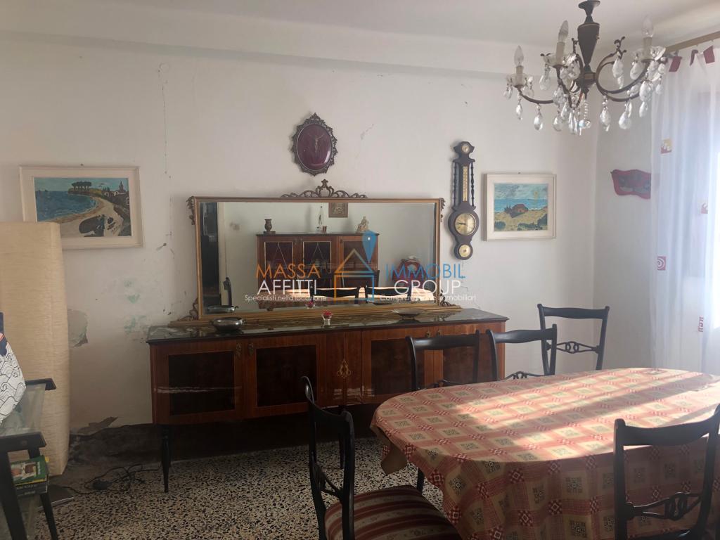 Casa indipendente da ristrutturare in via ambrogio polini 17, Massa