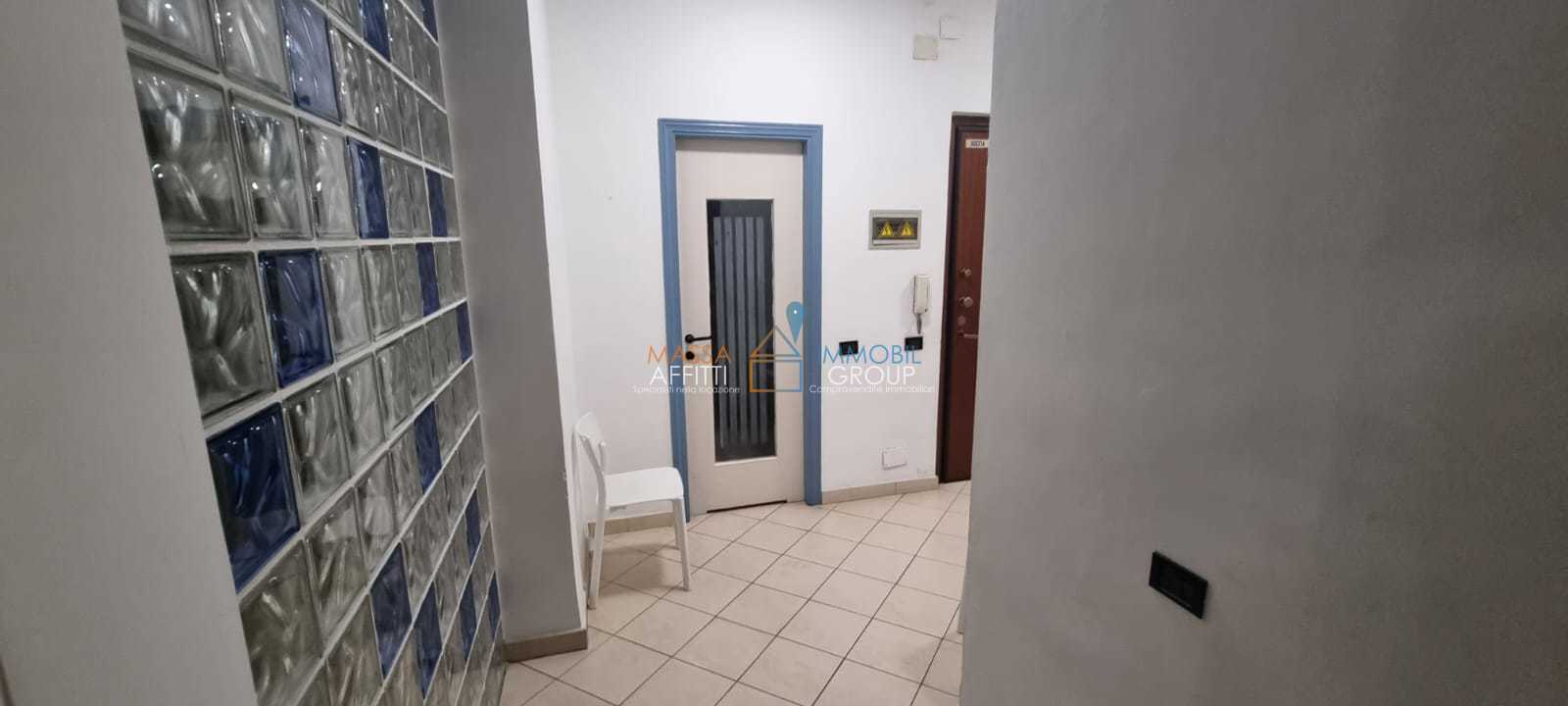 Appartamento in vendita in viale eugenio chiesa 60, Massa