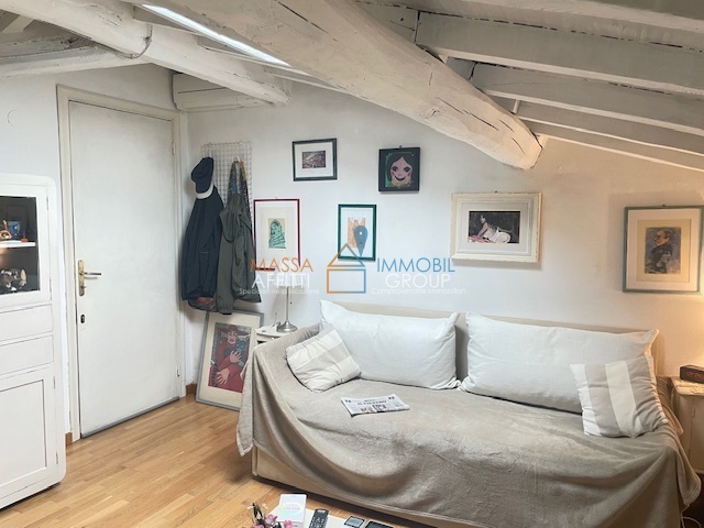 Mansarda in vendita in via s. stagi 44b, Forte dei Marmi