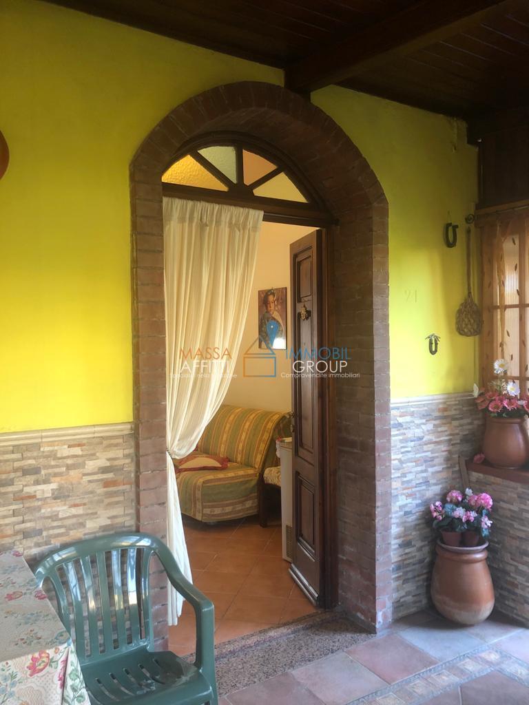 Villetta a schiera in vendita in via aldo pucciarelli 38, Carrara