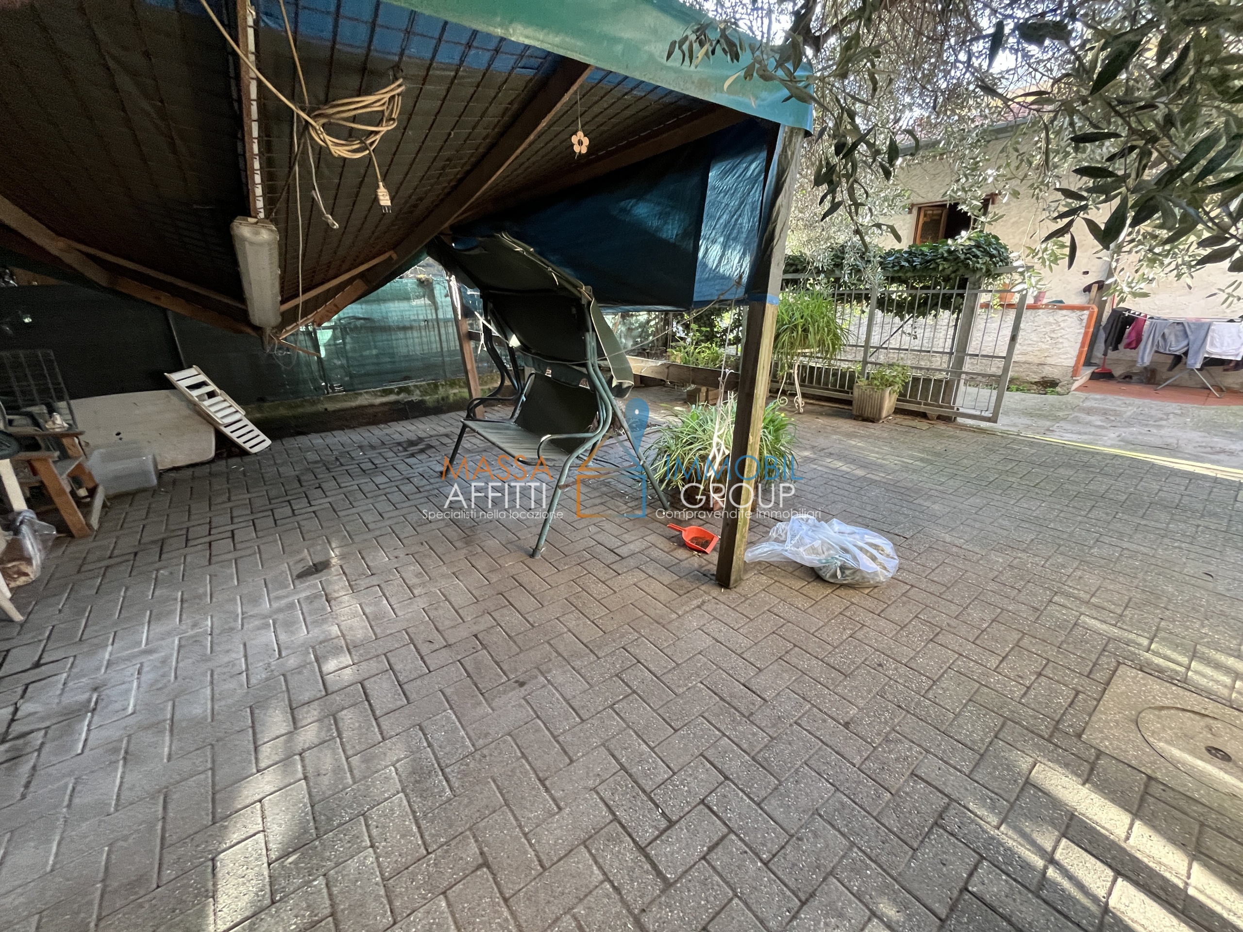 Bilocale con giardino in via paolini 9, Massa