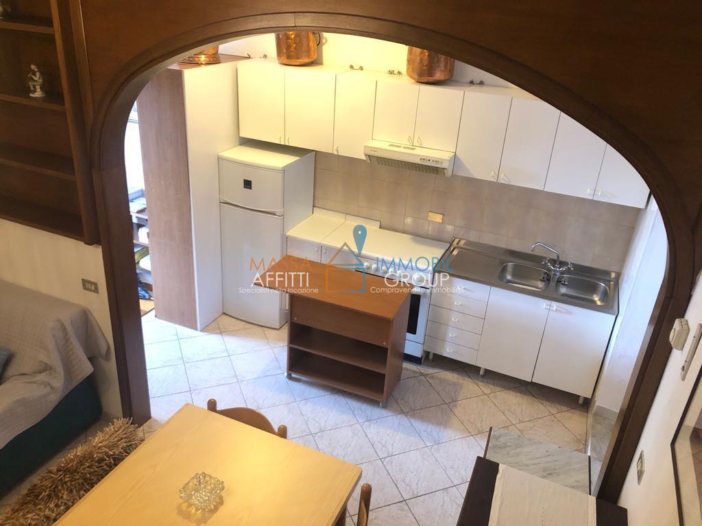 Casa indipendente in affitto in via delle macchiette 3, Massa