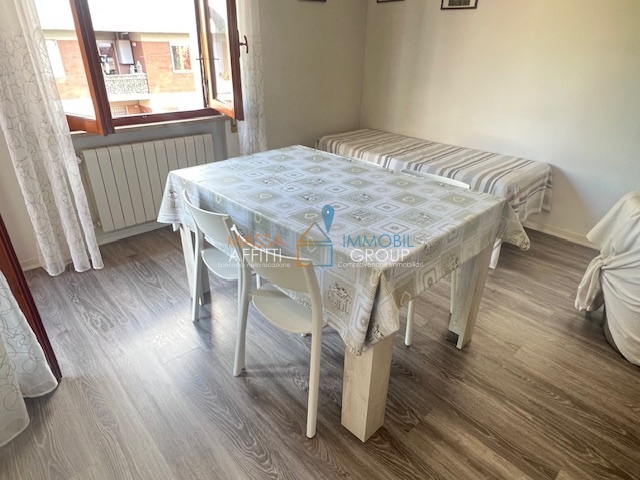 Trilocale con terrazzo in via pisa 36, Massa