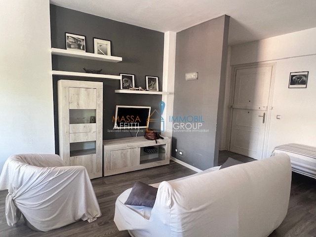 Trilocale con terrazzo in via pisa 36, Massa