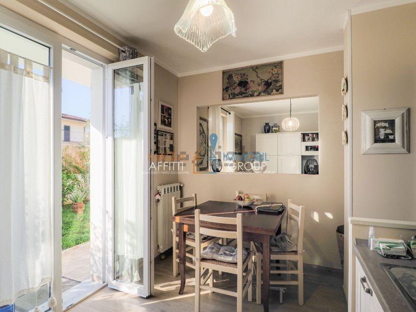 Villetta a schiera con giardino in via san giuseppe vecchio 3, Massa