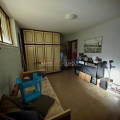 Appartamento con giardino in via paolini 9, Massa