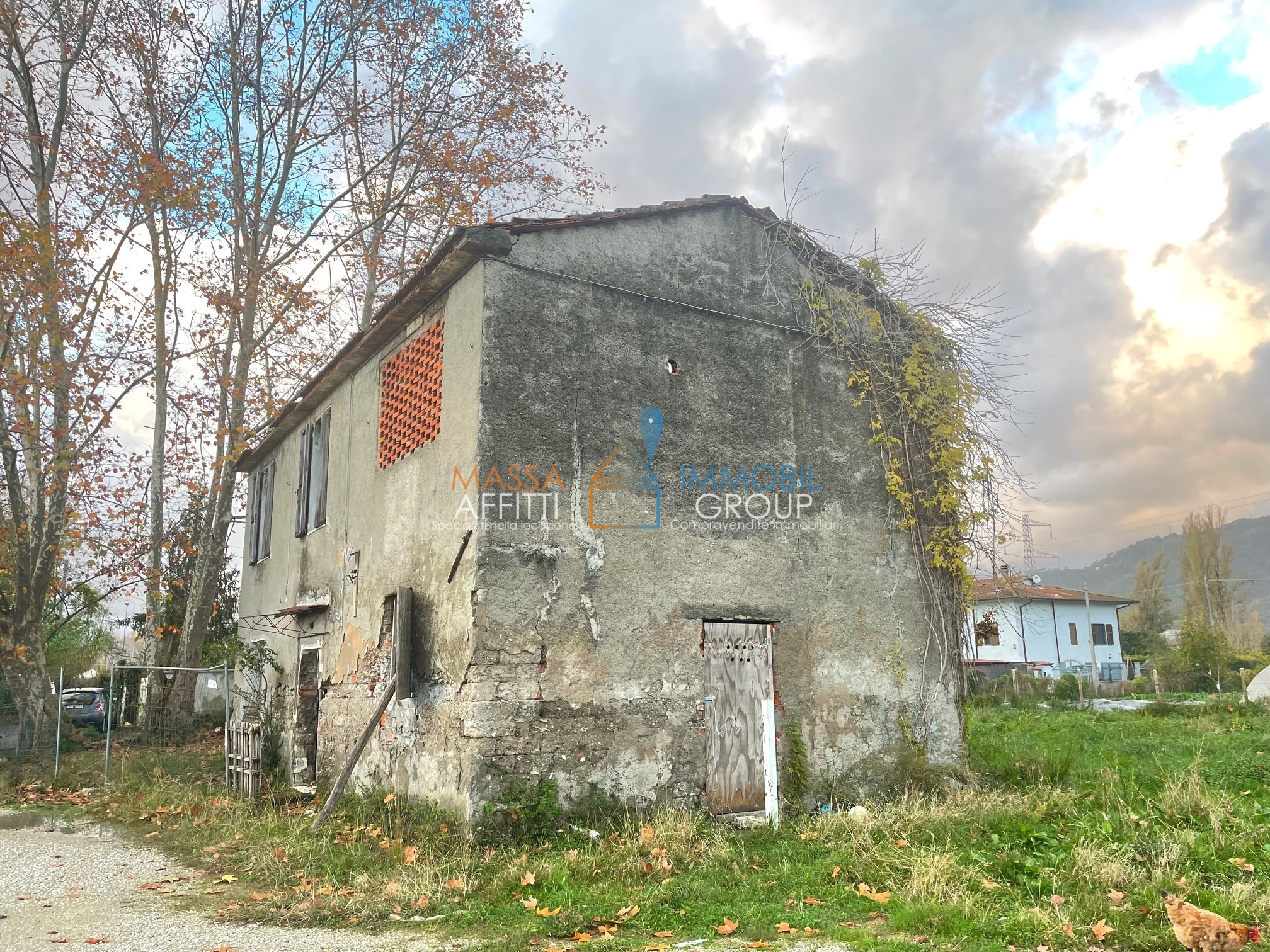 Rustico con giardino in via san cristoforo 129, Massa