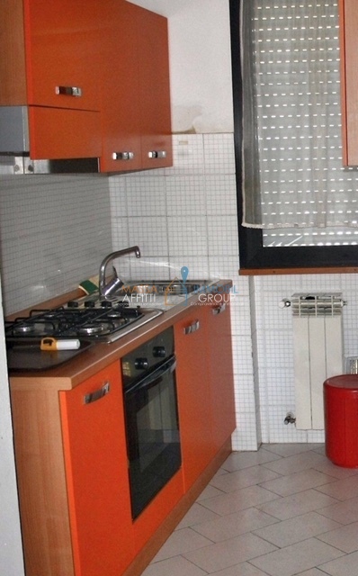 Appartamento con terrazzi in piazza ronchi 21, Massa