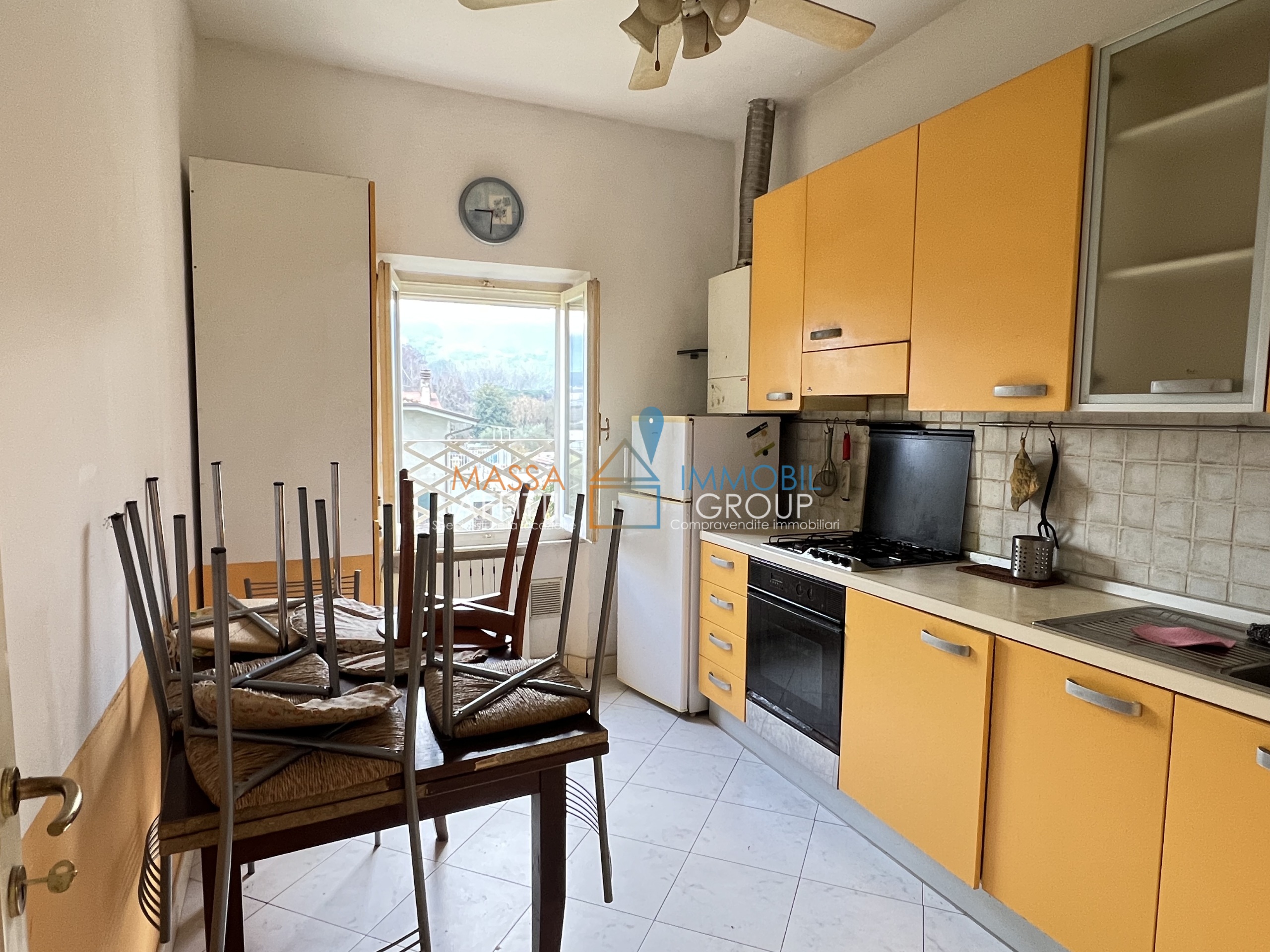 Casa indipendente con giardino in via dei mignani 17, Massa