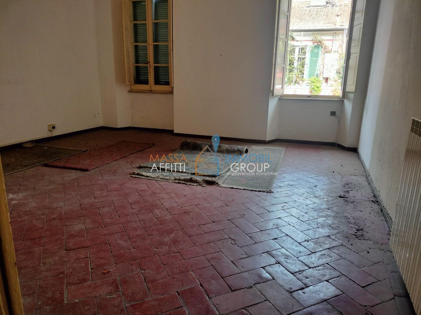 Appartamento da ristrutturare in via mario bigini 22, Massa