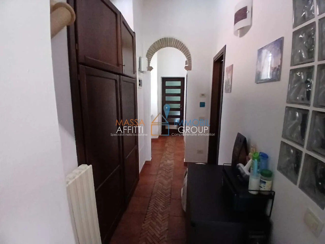 Casa indipendente con giardino in viale stazione 45, Massa