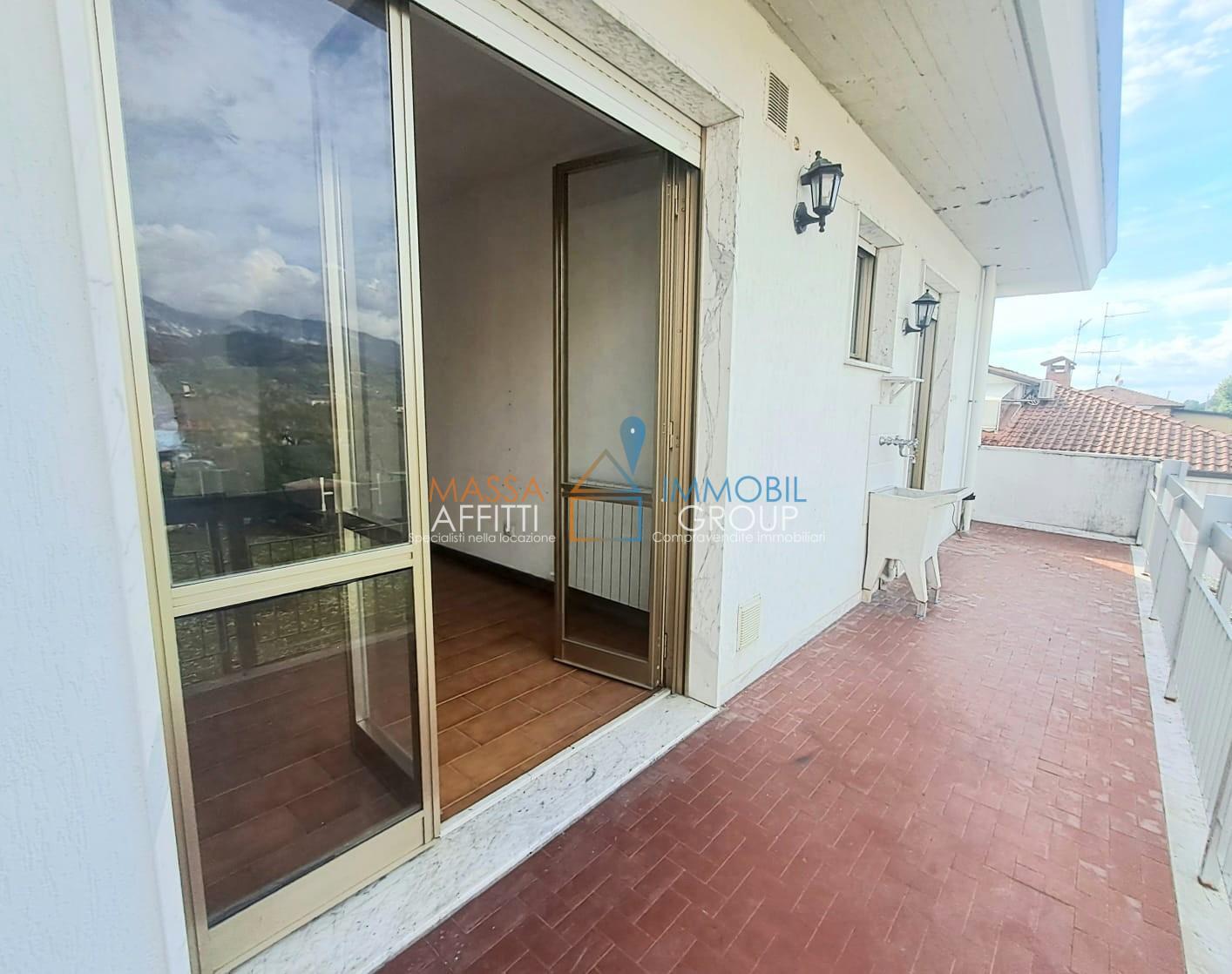 Trilocale in vendita in via pola 7, Massa