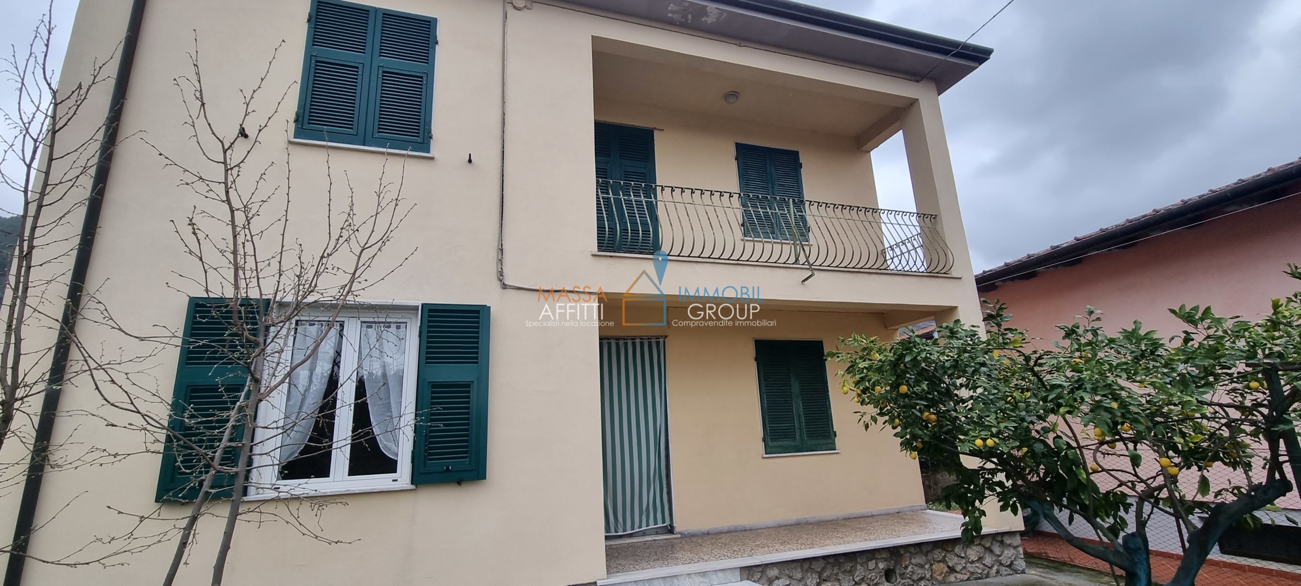 Casa indipendente con giardino in via luigi del mancino 20, Massa