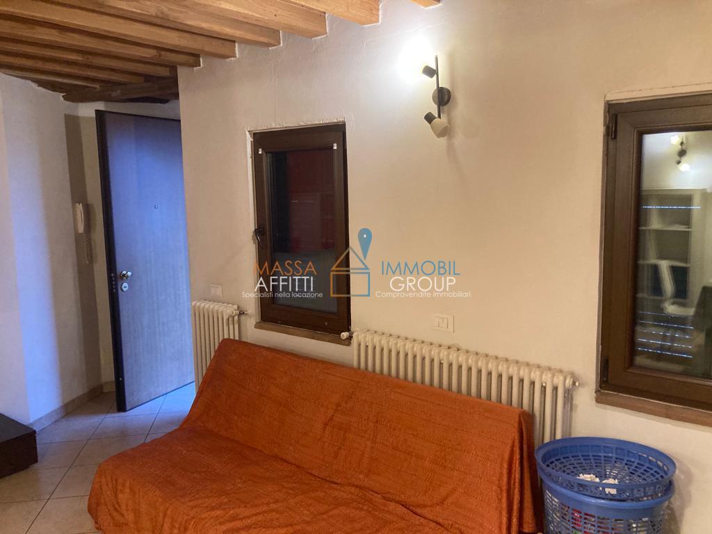 Bilocale nuovo in viale potrignano 22, Carrara