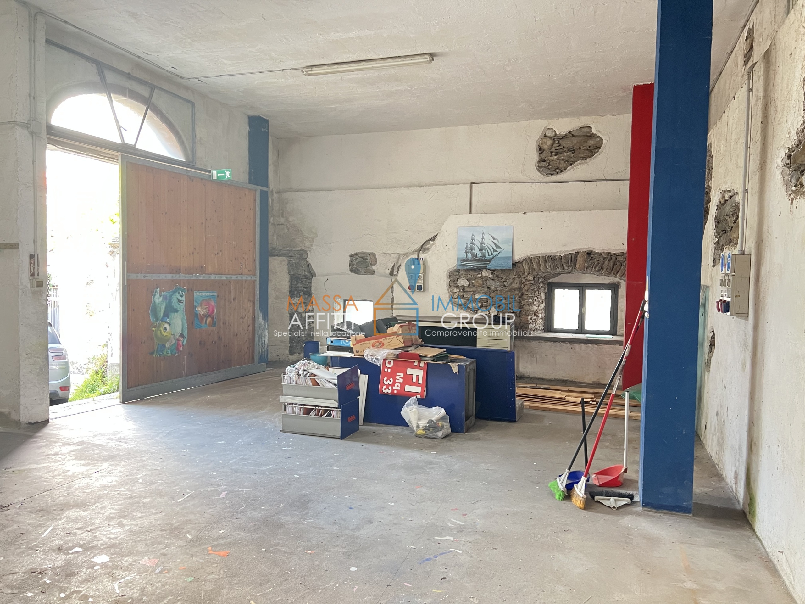 Magazzino in vendita in via crocello 8, Massa