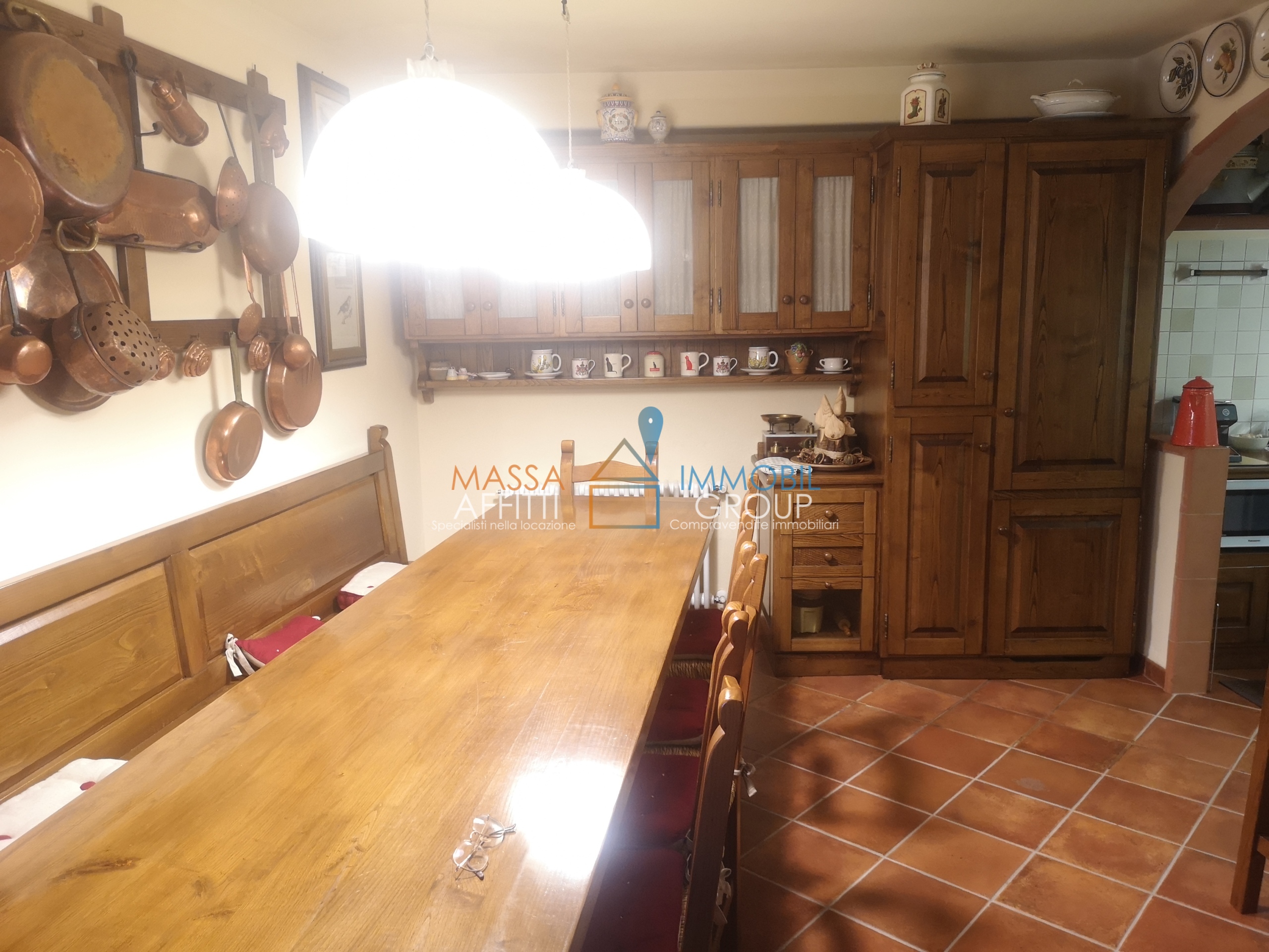 Appartamento con terrazzo in via foce 25, Massa
