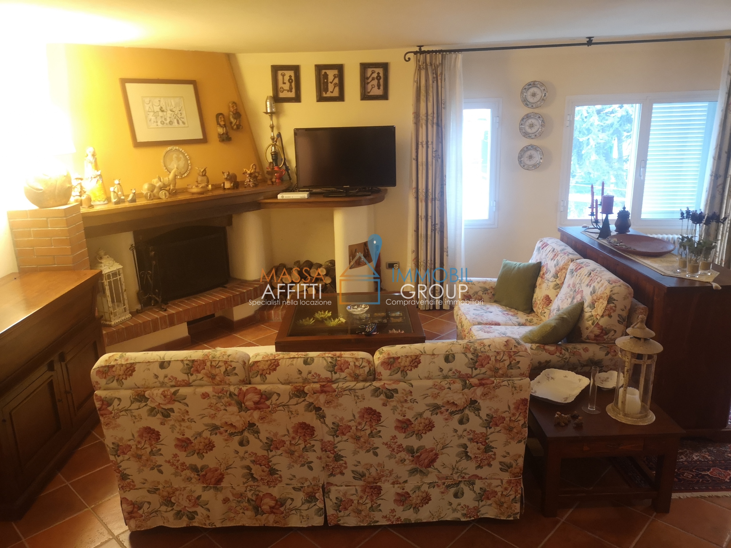 Appartamento con terrazzo in via foce 25, Massa