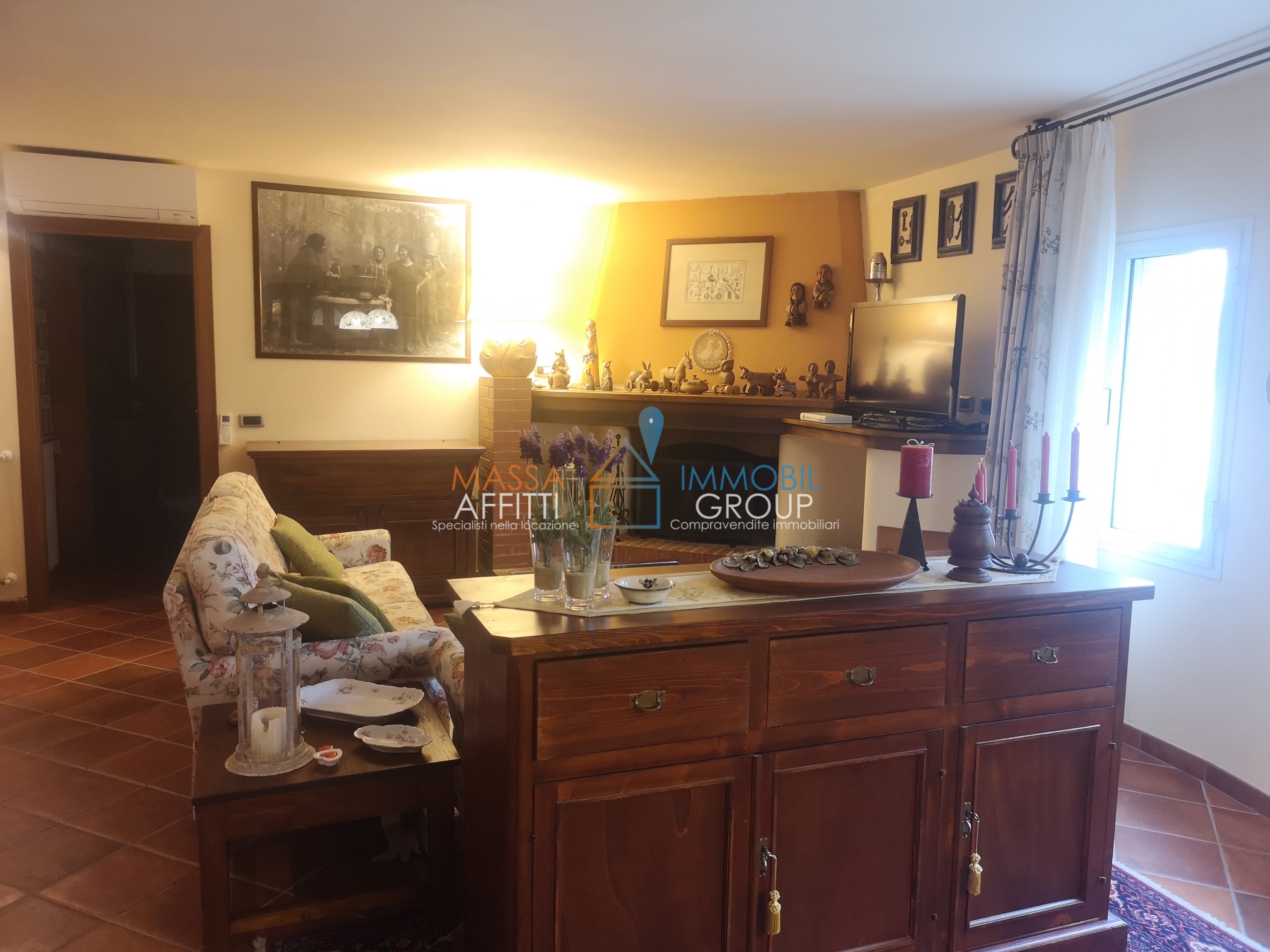 Appartamento con terrazzo in via foce 25, Massa