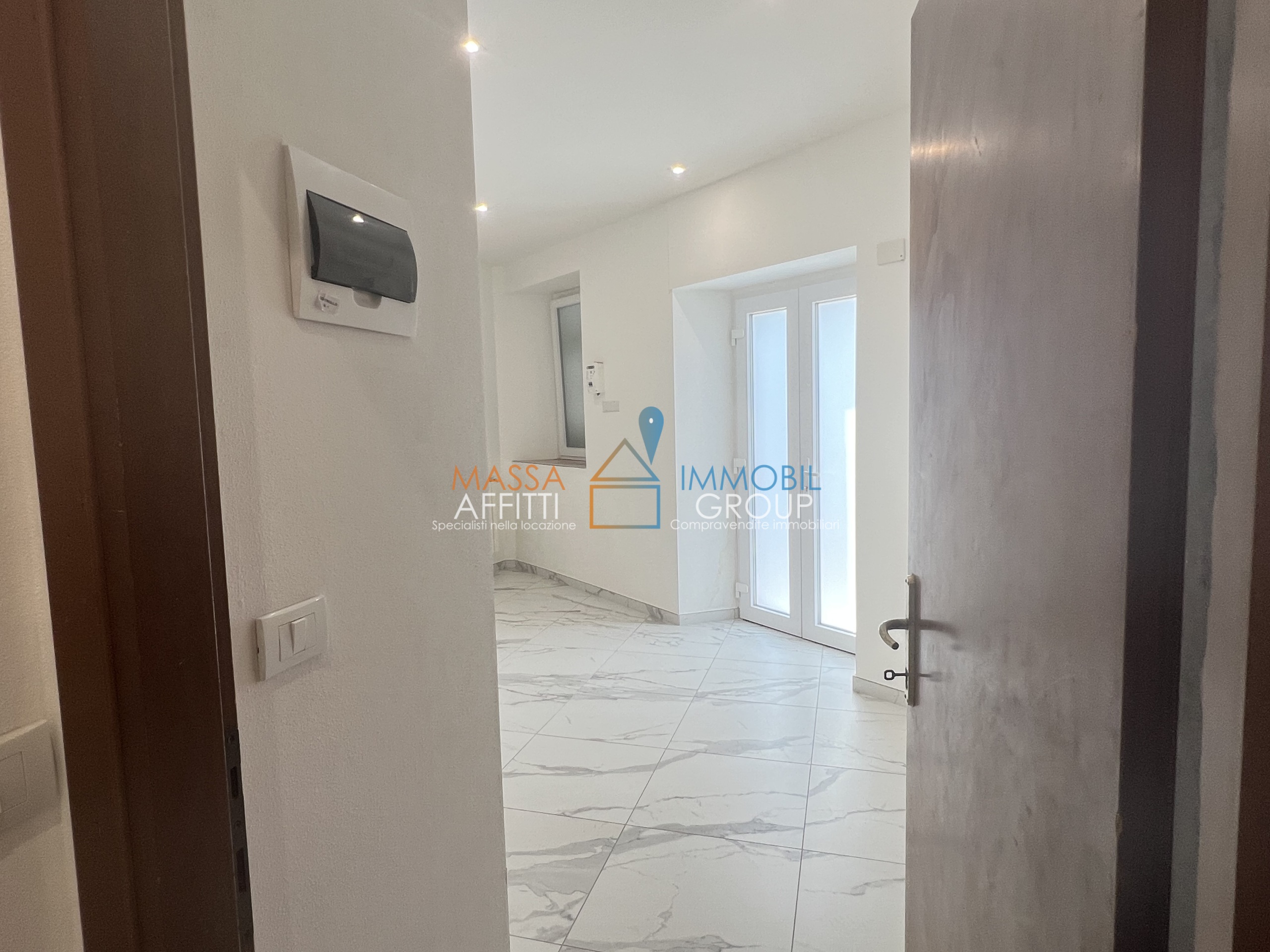 Trilocale in affitto in chiasso carlo finelli 10d, Carrara