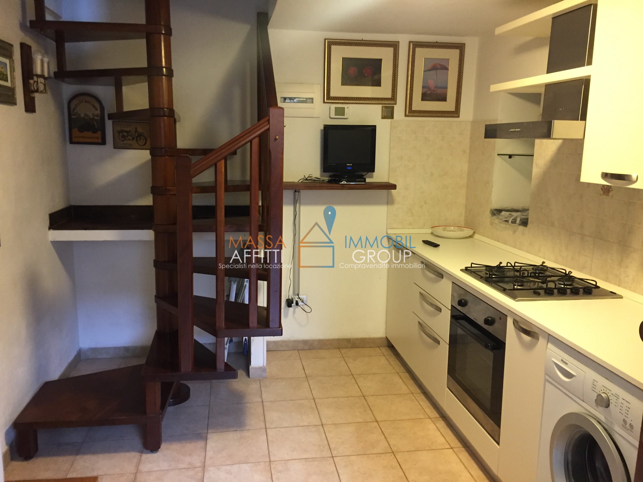 Casa indipendente in affitto in via san maria 10, Montignoso