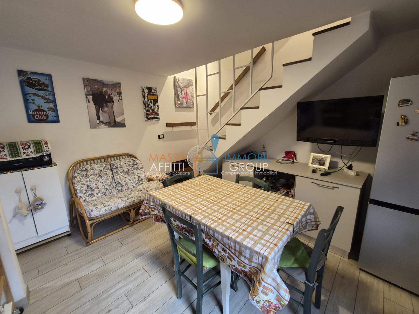 Casa indipendente in vendita in via tecchie 37, Massa