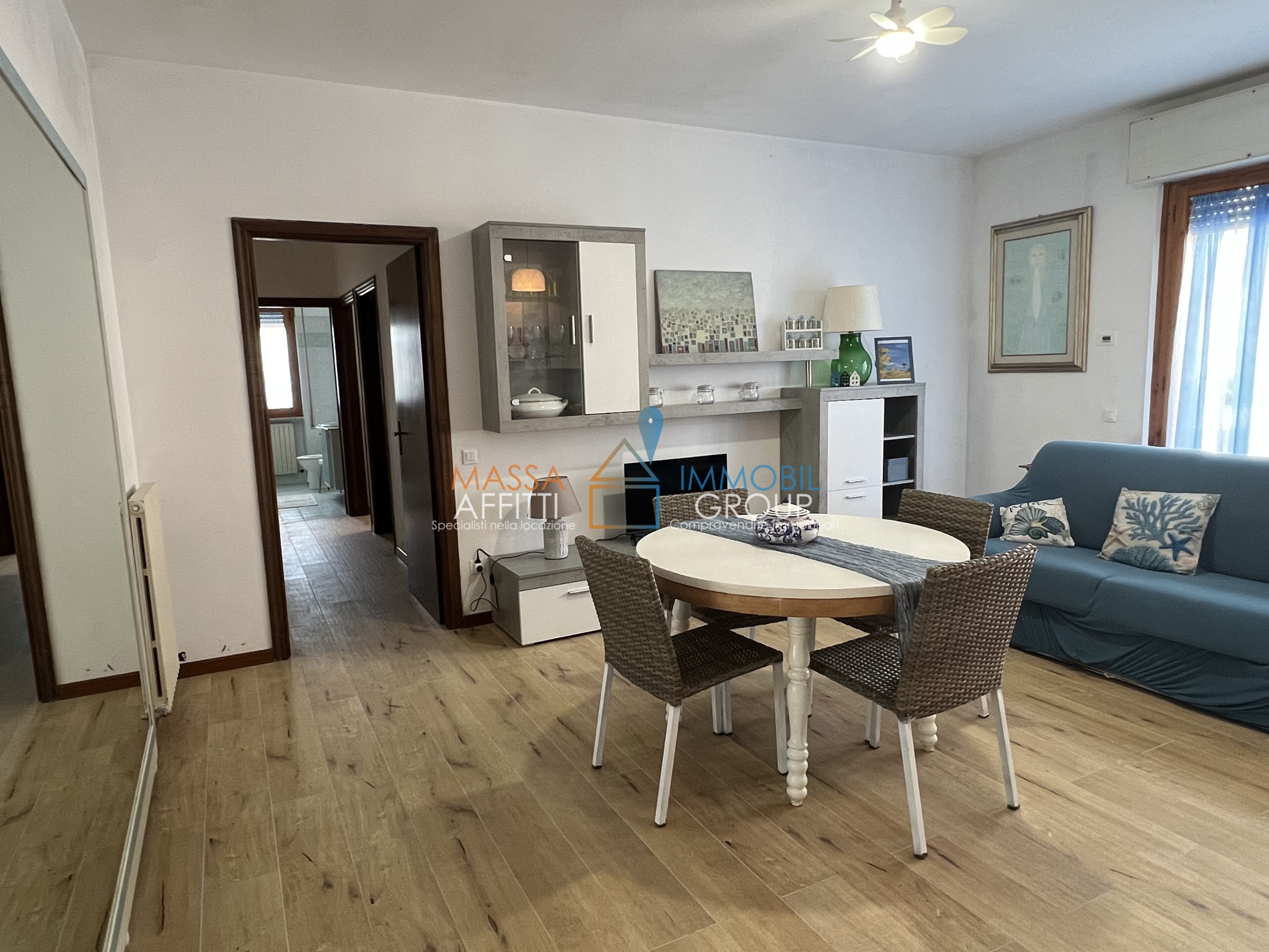 Quadrilocale con terrazzo in via pandolfino 244, Massa
