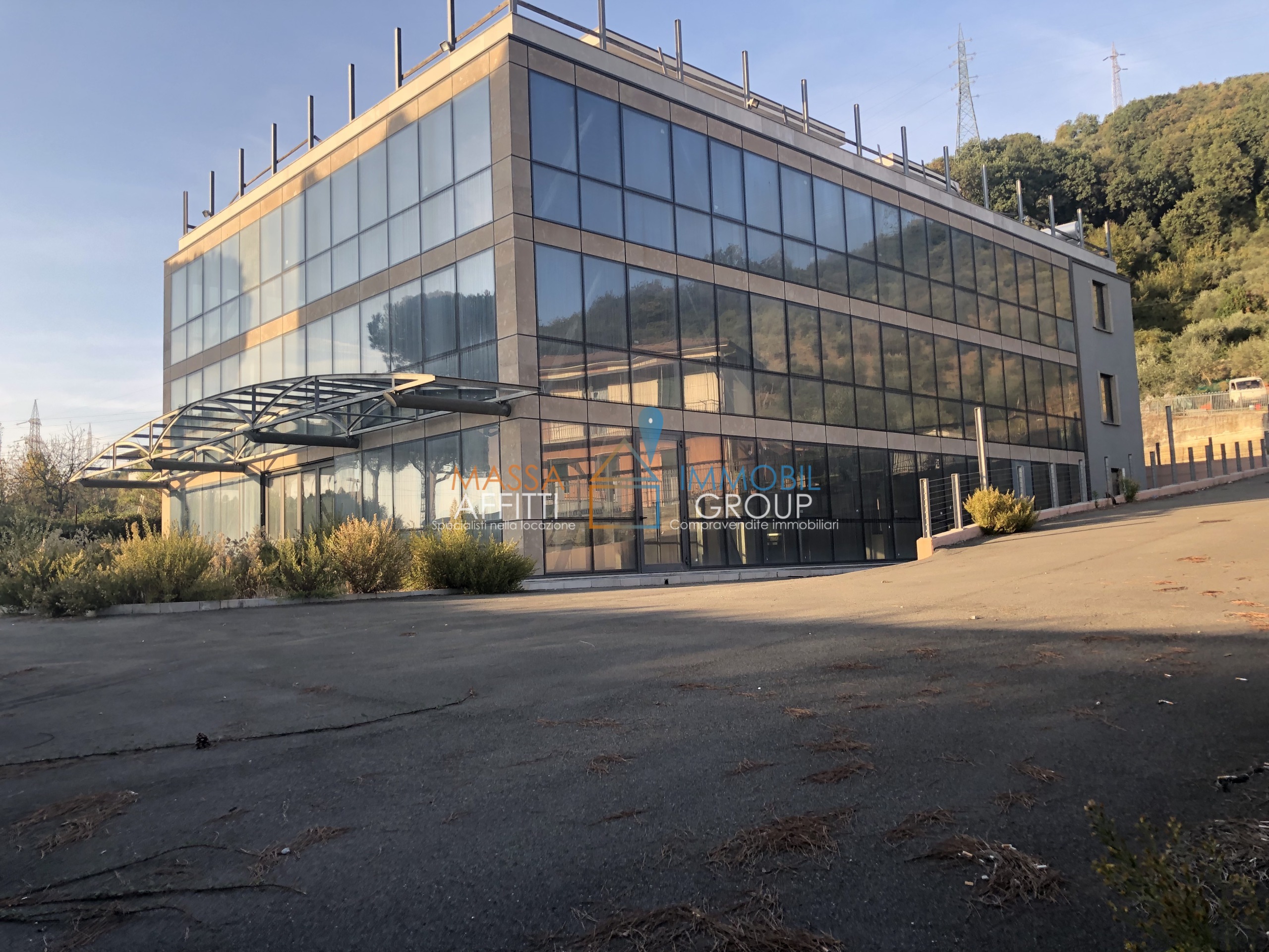 Ufficio classe A in via degli oliveti 20, Carrara