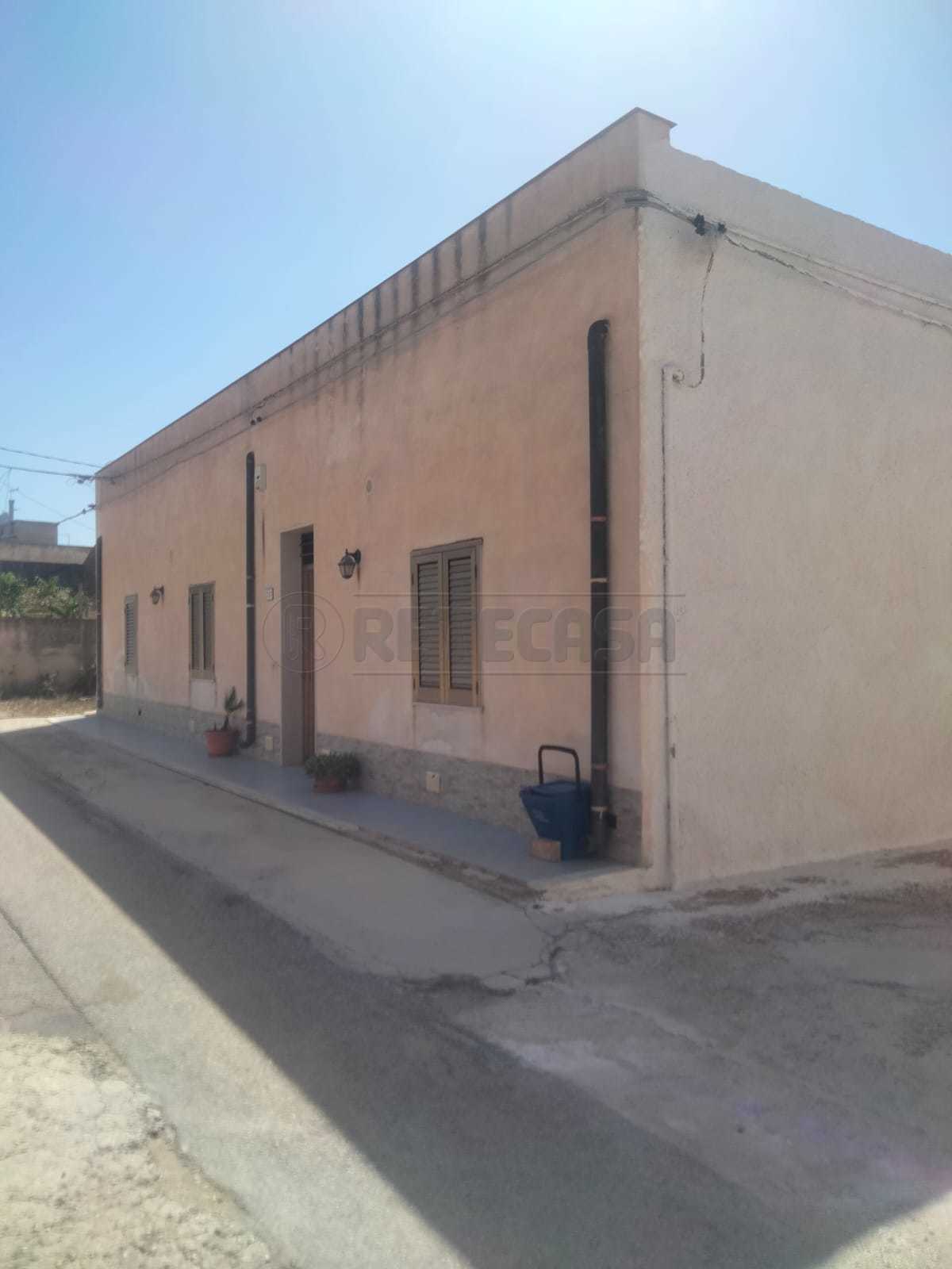 Casa indipendente con box in contrada fornara snc, Marsala