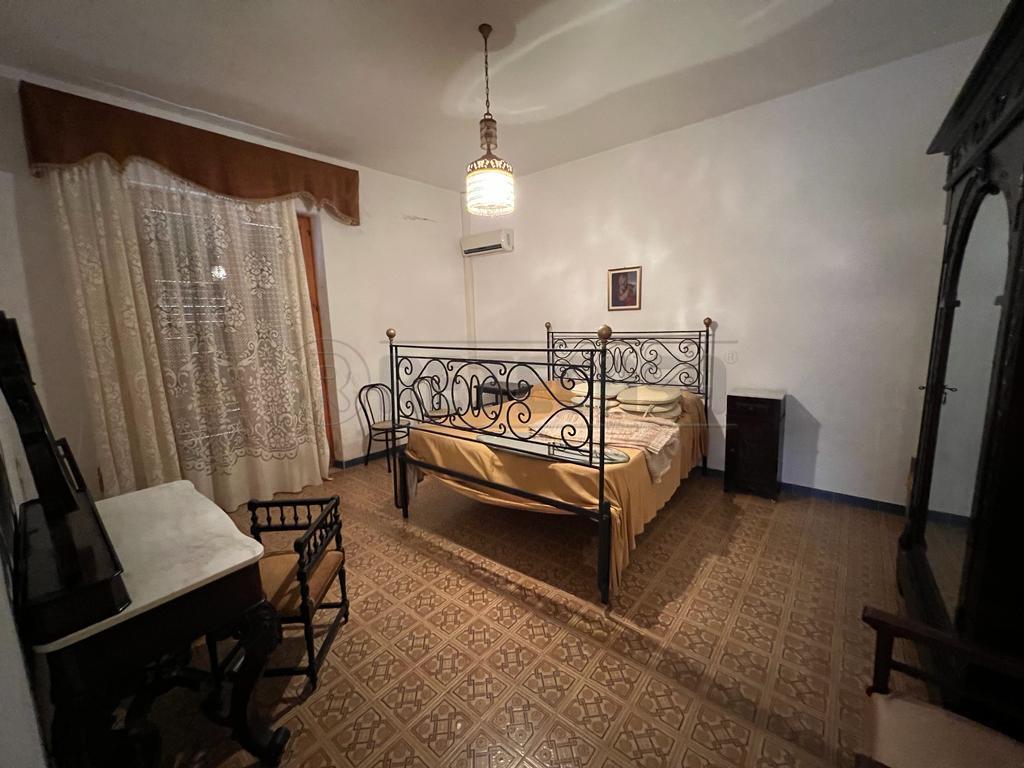 Villetta a schiera da ristrutturare in via dei ciclopi marausa snc, Trapani