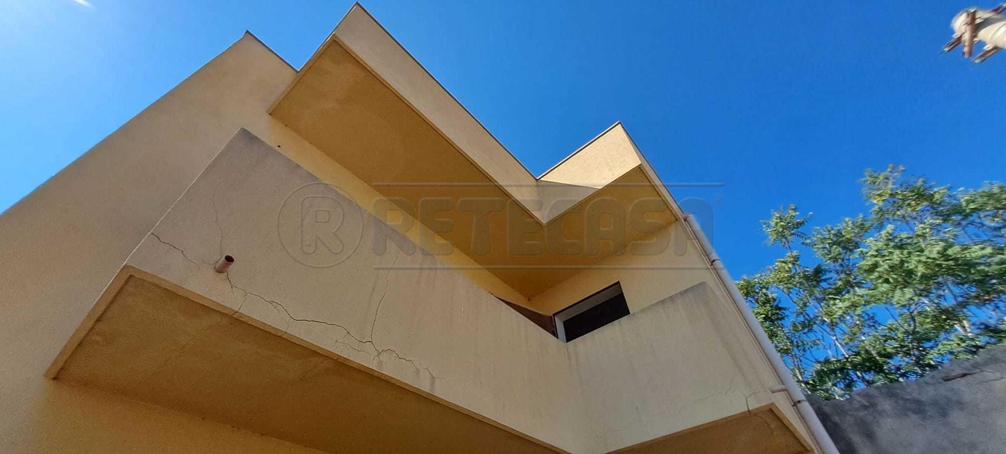 Casa indipendente con giardino in via olimpia snc, Petrosino