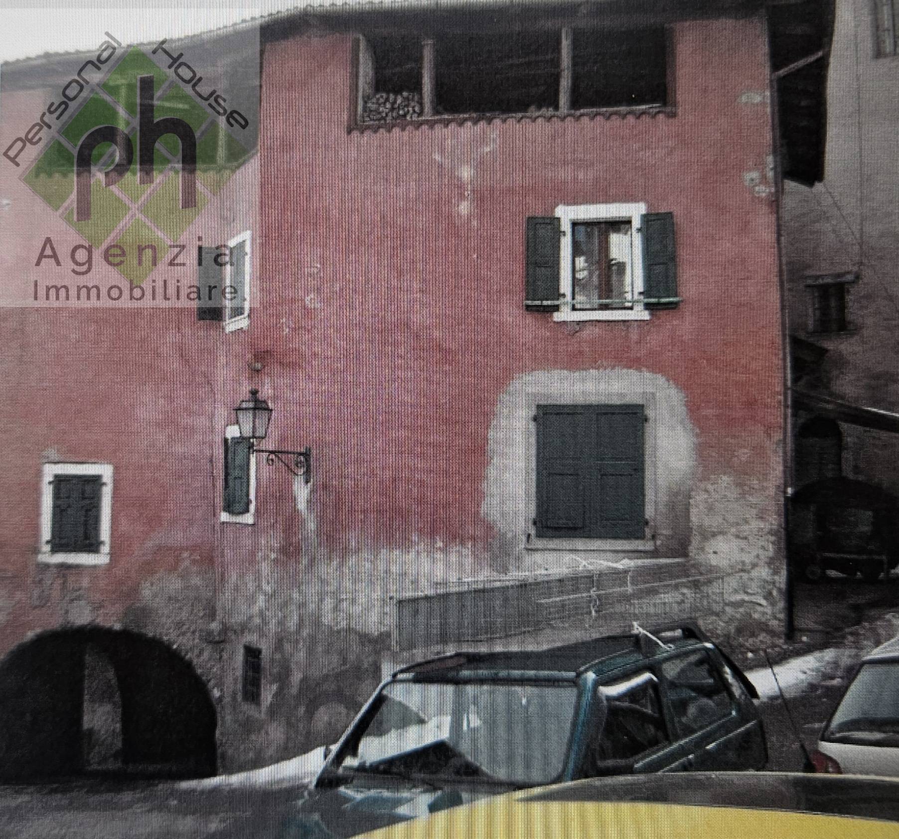 Villetta bifamiliare in vendita a Castel Condino